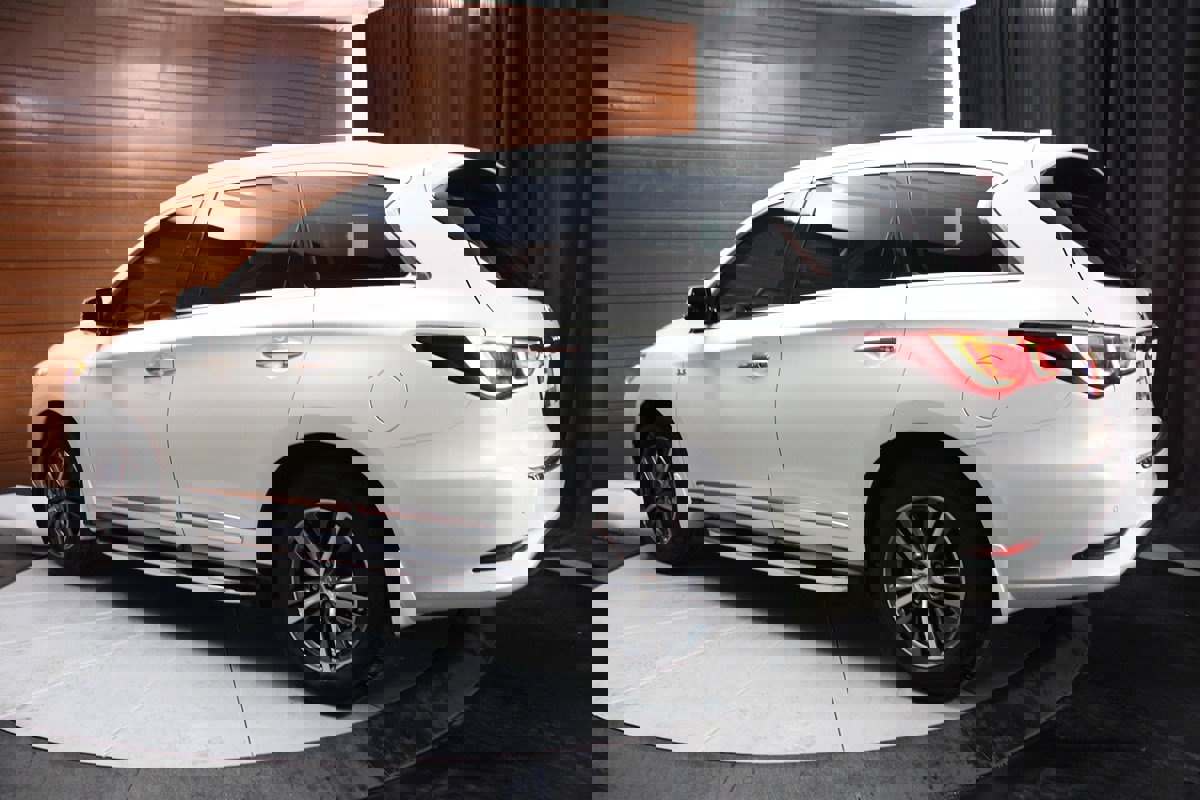 Used 2018 INFINITI QX60 FWD w/ Premium Plus Package image 7