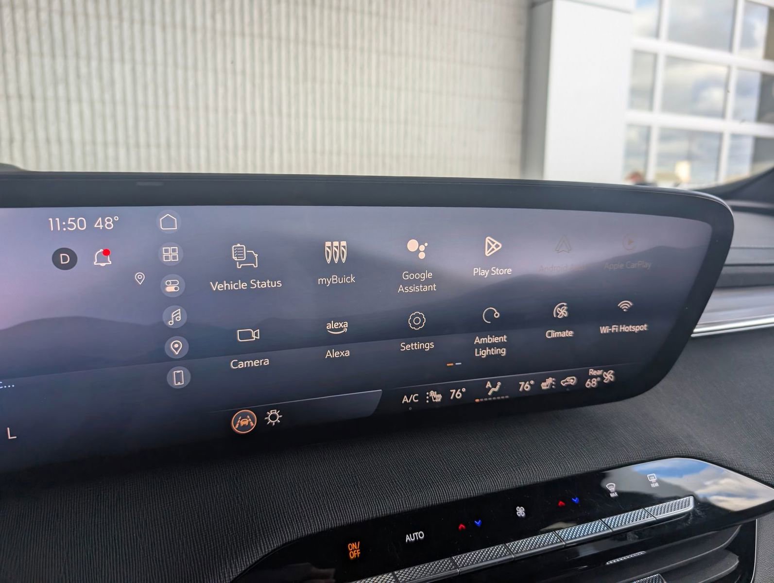 Certified 2025 Buick Enclave Preferred image 20