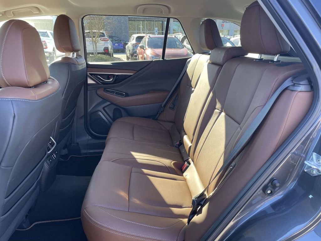 Used 2025 Subaru Outback Touring XT w/ Tech Package 2 image 3