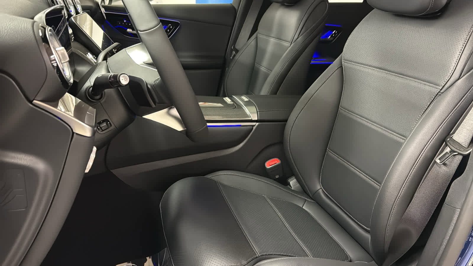 New 2026 Mercedes-Benz GLC 300 4MATIC image 26