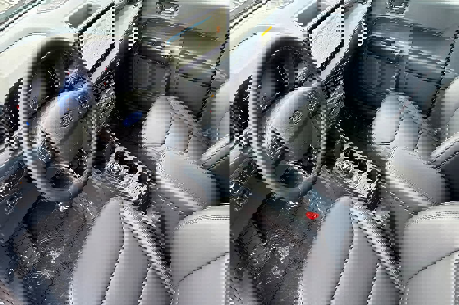 New 2026 Ford Maverick Lariat w/ Black Appearance Package image 18