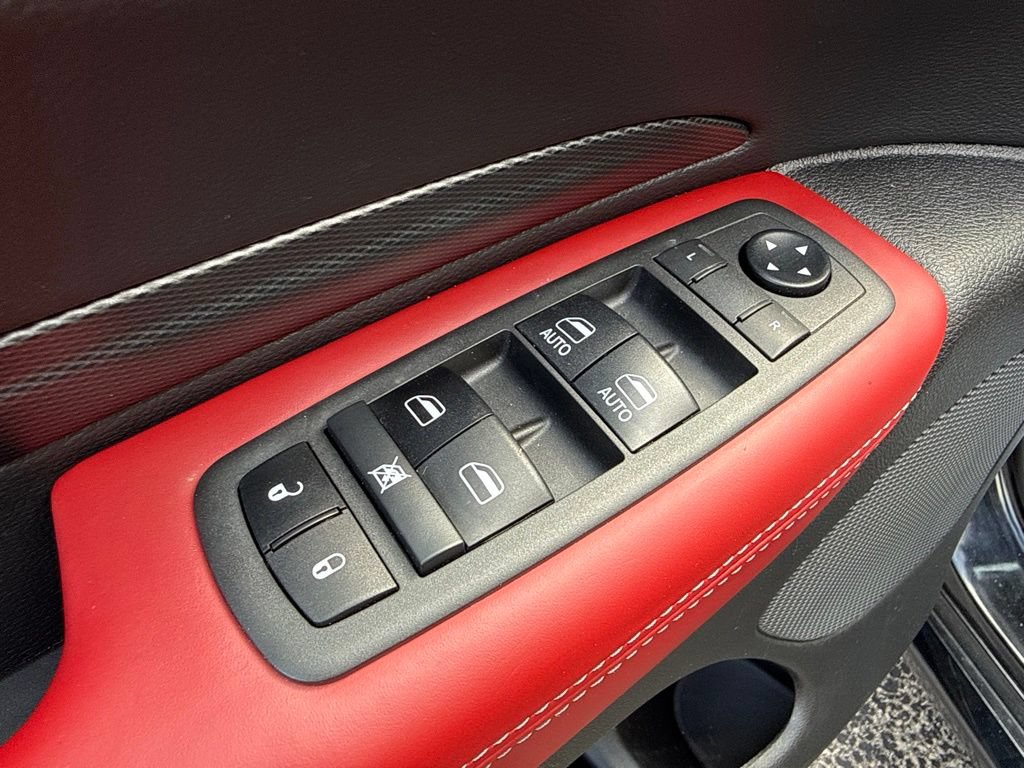 Used 2021 Dodge Durango R/T w/ Blacktop Package AWD/4WD image 22