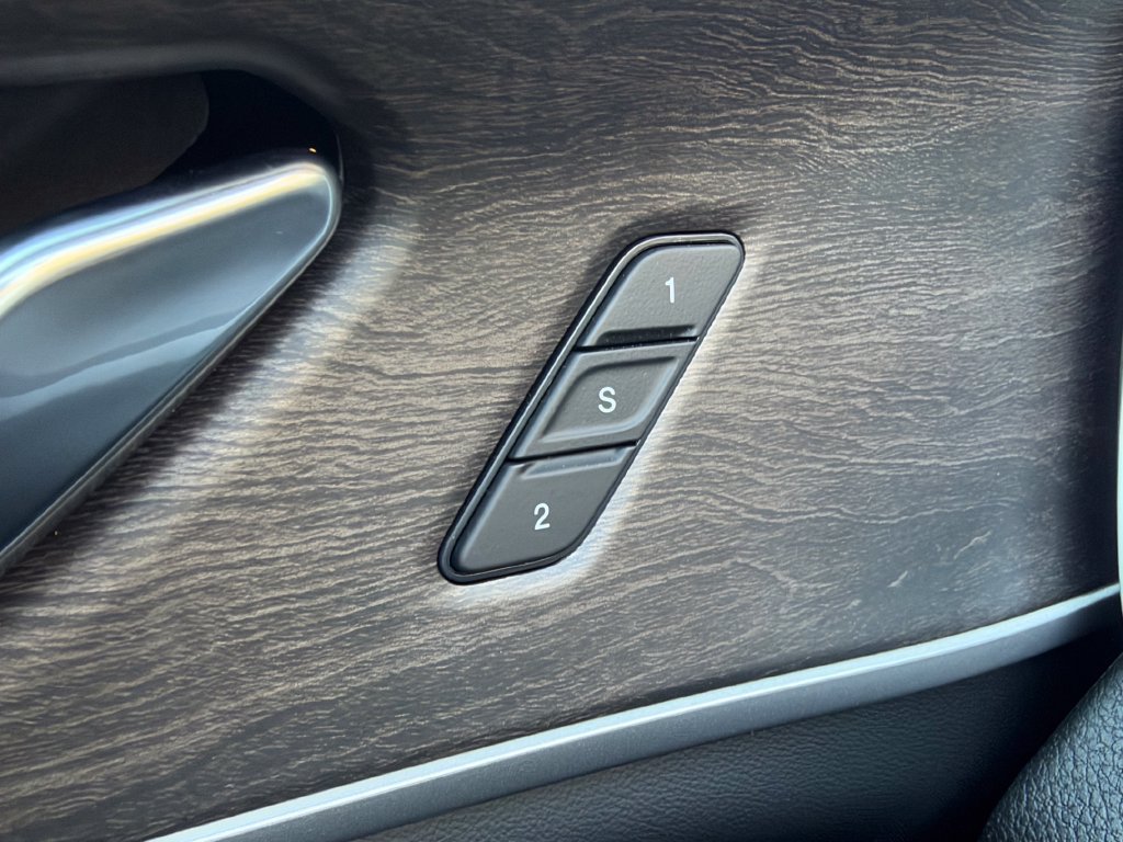 New 2027 Jeep Grand Cherokee Limited AWD/4WD image 26
