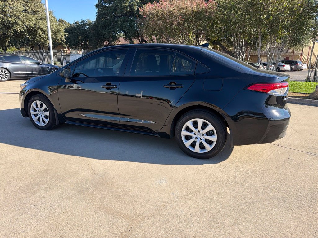 Certified 2024 Toyota Corolla LE FWD image 9