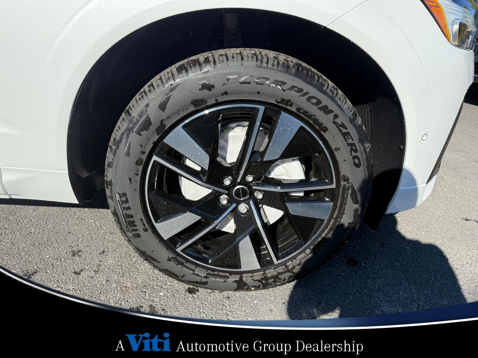 Used 2026 Volvo XC60 B5 Plus w/ Protection Package Premier image 10