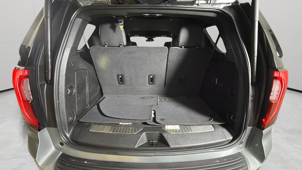 Used 2025 GMC Yukon Denali image 23