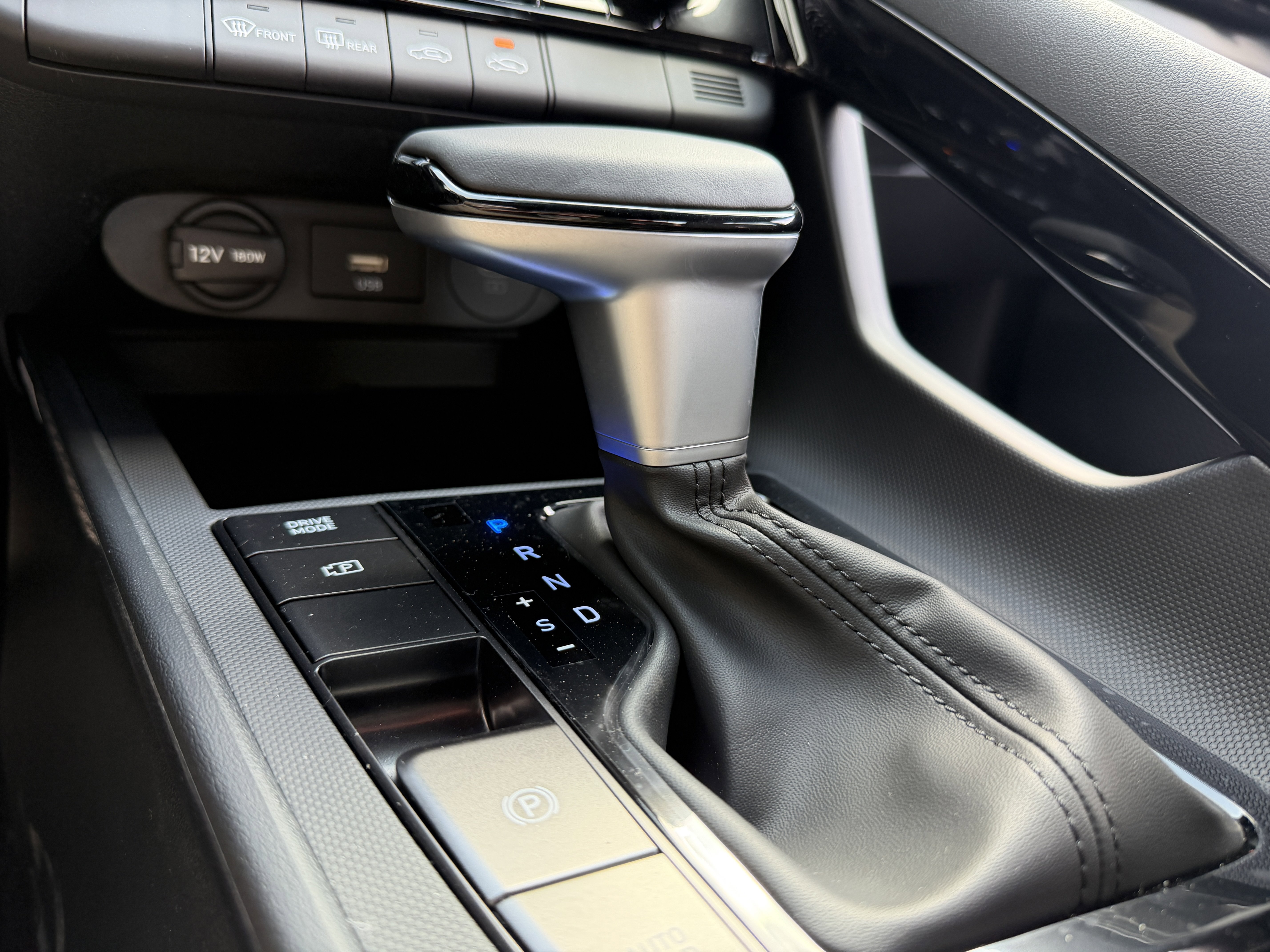 New 2026 Hyundai Elantra Sport FWD image 34