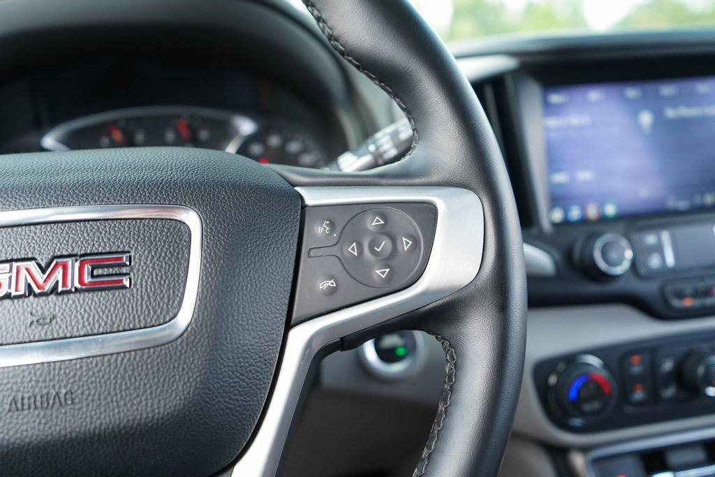 Used 2024 GMC Terrain SLT FWD image 28