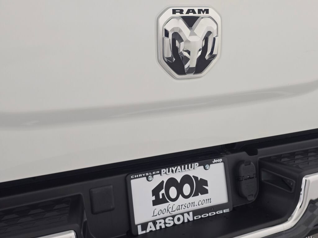 Used 2024 RAM 2500 Big Horn image 17