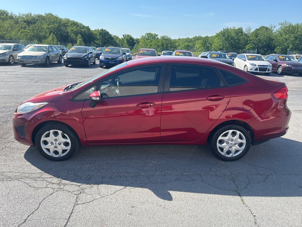 Used 2013 Ford Fiesta SE