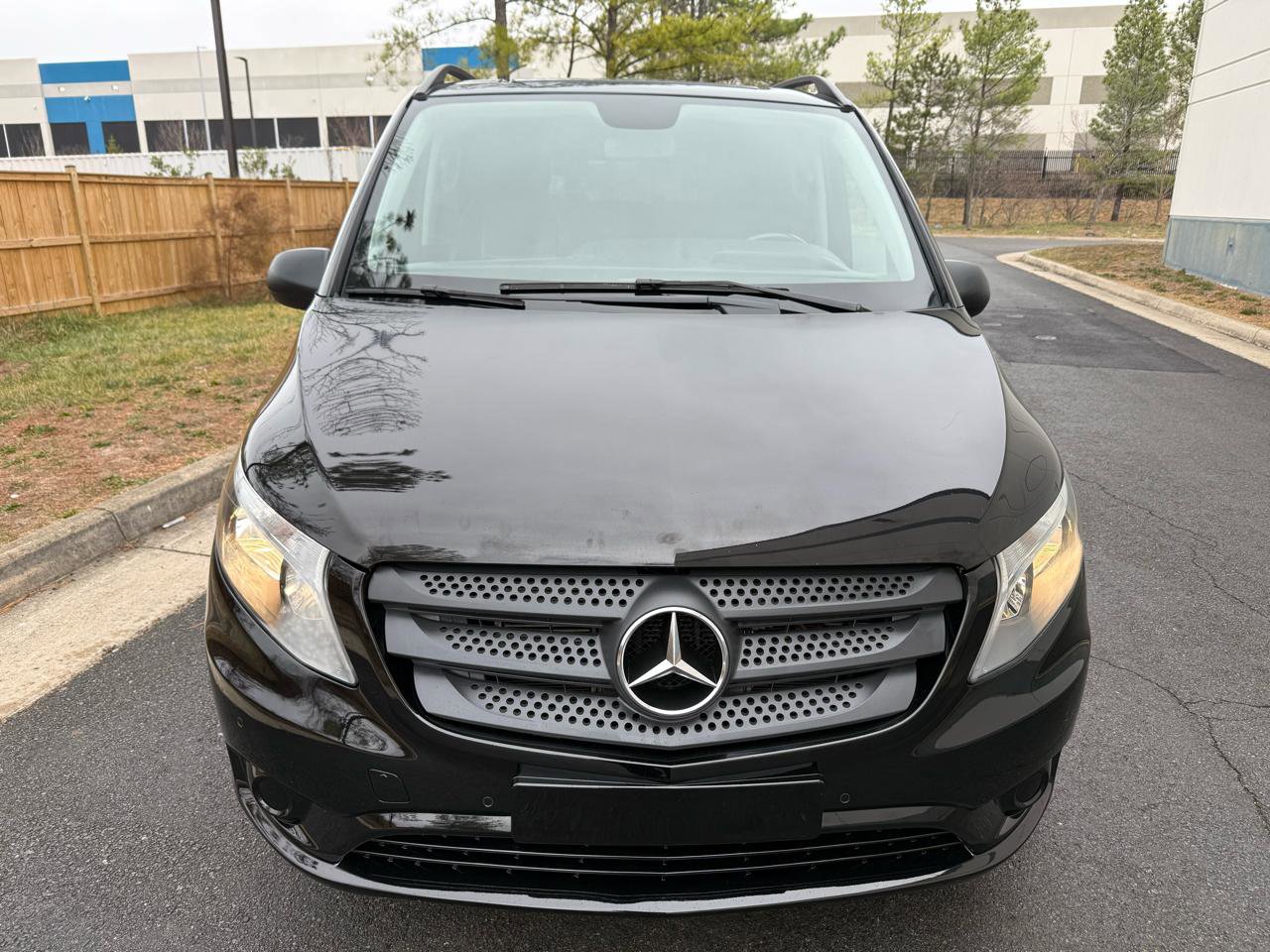 Used 2016 Mercedes-Benz Metris Passenger image 9