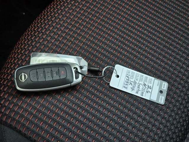 Used 2026 Nissan Sentra SR w/ Floor Mat Package FWD image 32