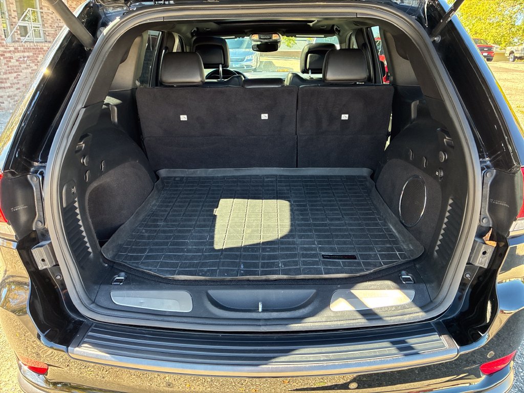 Used 2020 Jeep Grand Cherokee High Altitude AWD/4WD image 24