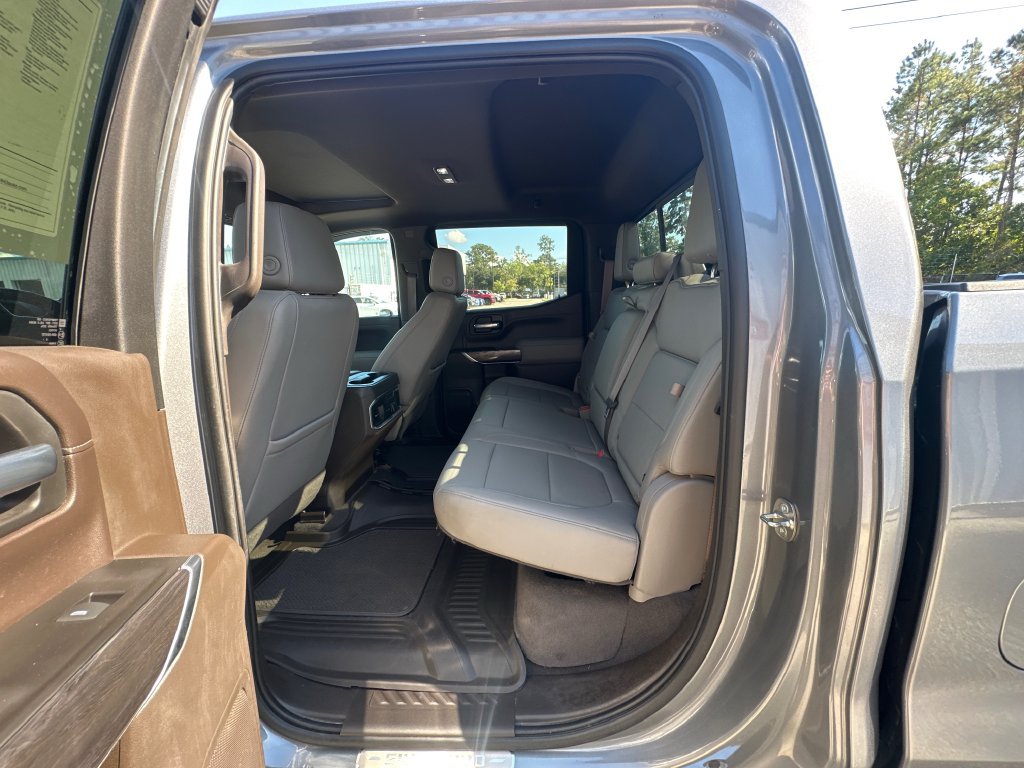 Used 2021 Chevrolet Silverado 1500 LTZ w/ LTZ Convenience Package II AWD/4WD image 11