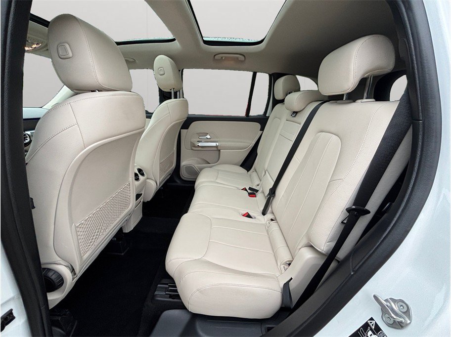 Used 2022 Mercedes-Benz GLB 250 image 38