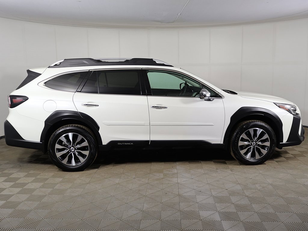 Used 2024 Subaru Outback Touring XT image 17