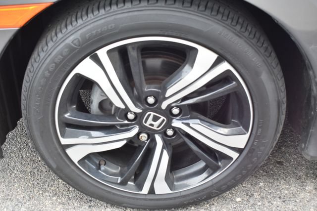 Used 2018 Honda Civic Touring image 48