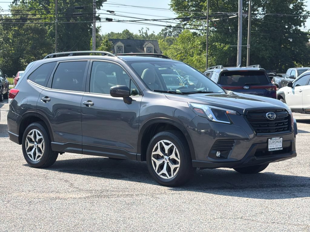 Certified 2024 Subaru Forester Premium AWD/4WD image 1
