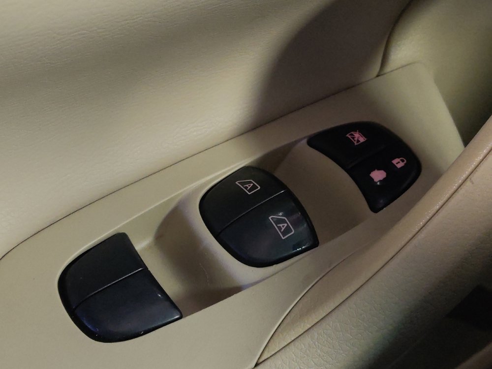 Used 2015 Nissan Altima 3.5 SL FWD image 27
