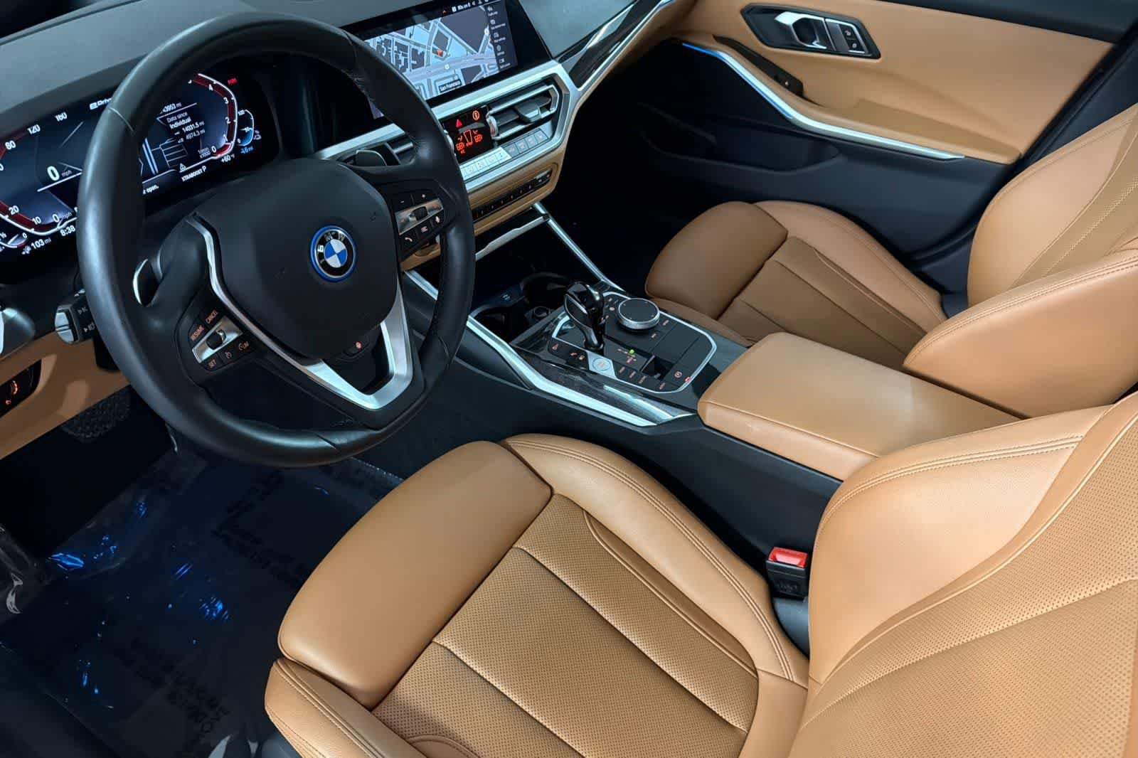 Used 2022 BMW 330e w/ Premium Package RWD image 11