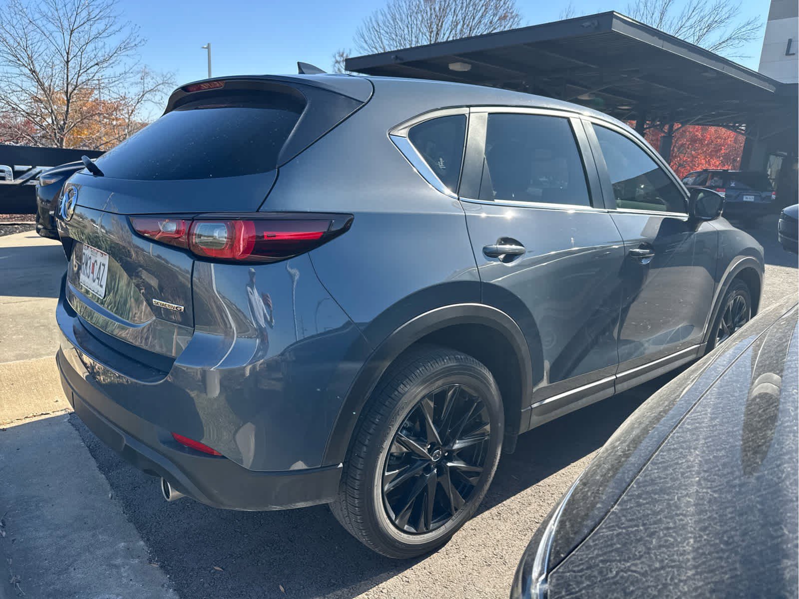 Certified 2023 MAZDA CX-5 Carbon Edition image 4