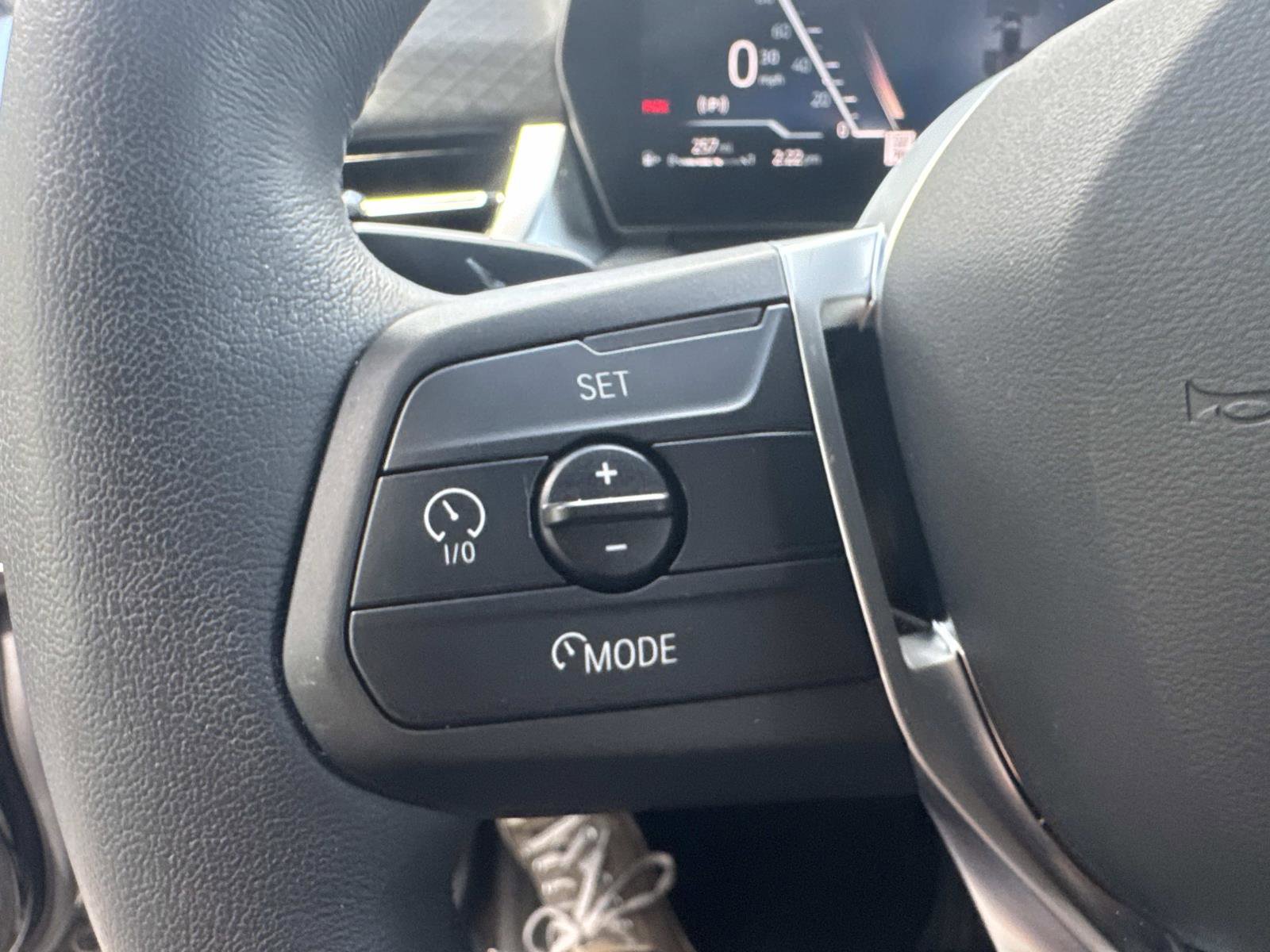 Used 2025 BMW X2 xDrive28i w/ Convenience Package image 25