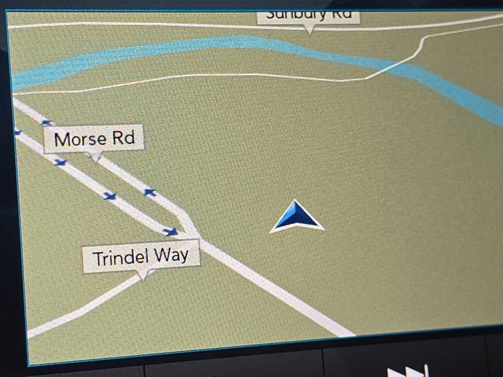 Used 2019 Chrysler Pacifica Limited w/ Tire & Wheel Group image 4