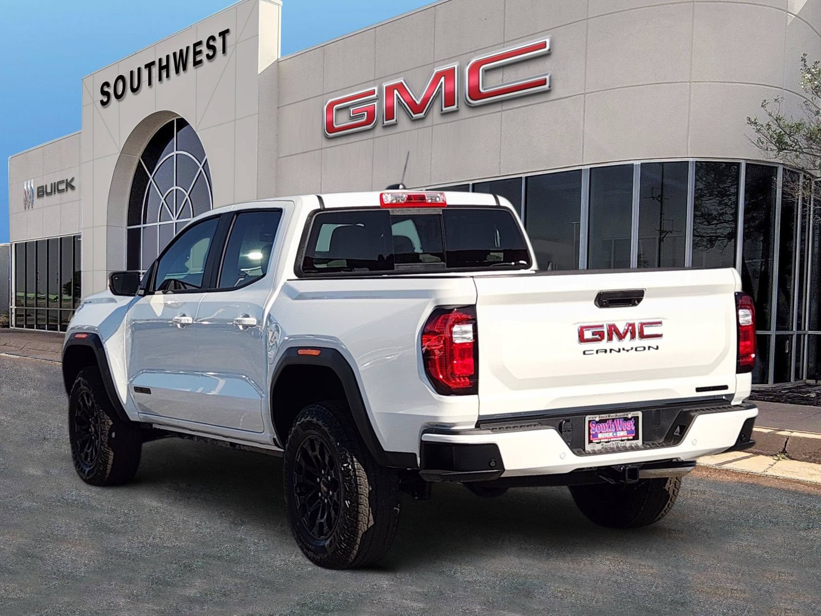 New 2026 GMC Canyon Elevation w/ Convenience Package RWD image 4