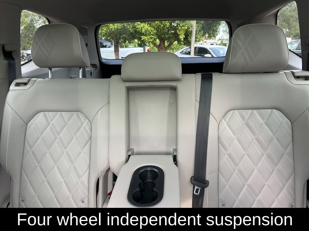 Certified 2025 Volkswagen Atlas SEL Premium R-Line image 14