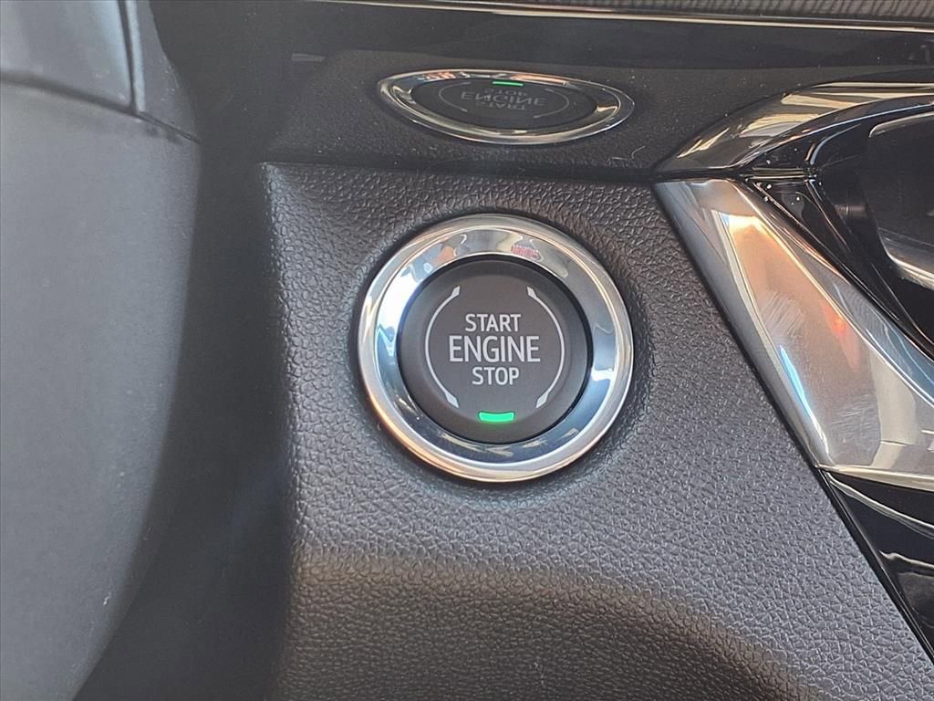 New 2026 Buick Envista Sport Touring image 8