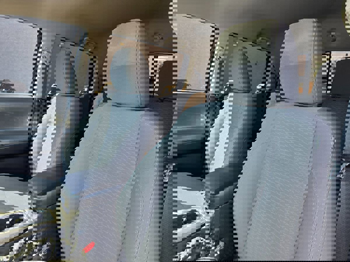 Used 2018 Toyota Tacoma SR5 image 18