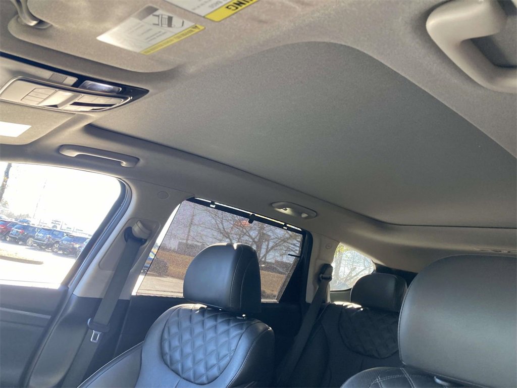 Used 2021 Hyundai Santa Fe Limited w/ Cargo Package image 13