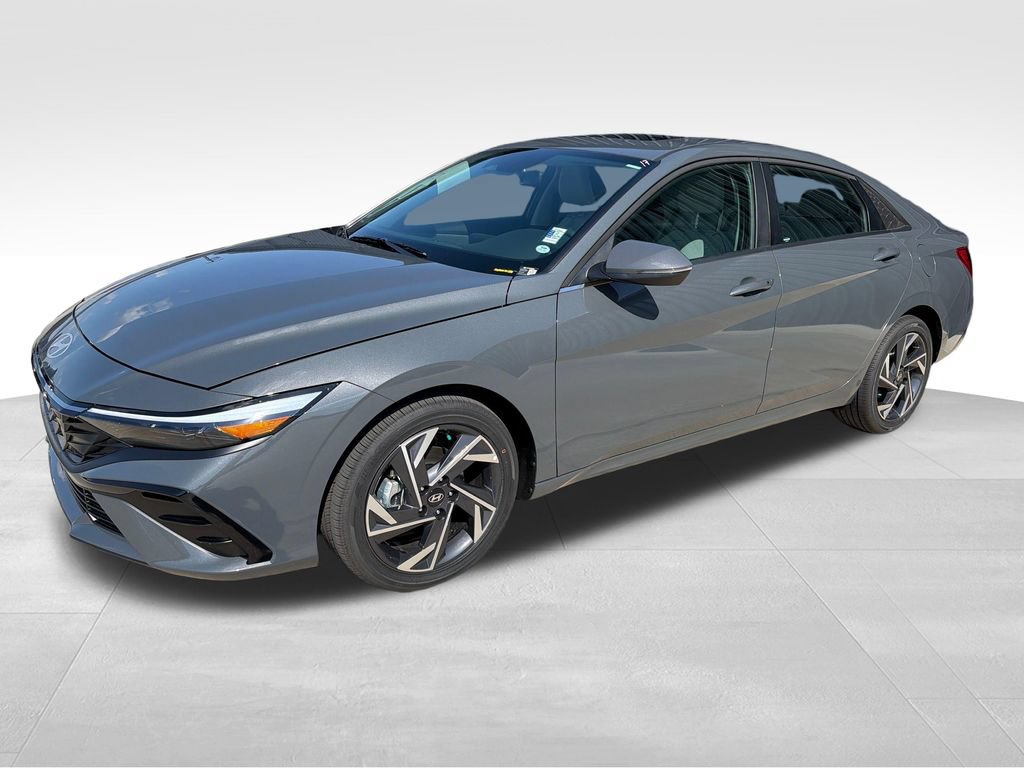 New 2026 Hyundai Elantra Limited FWD image 1