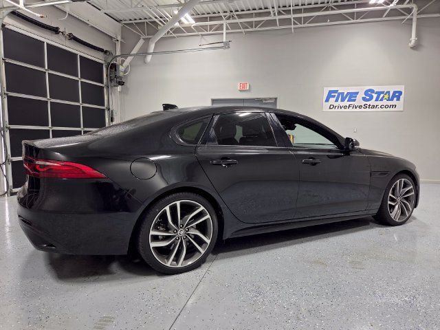 Used 2024 Jaguar XF R-Dynamic SE AWD/4WD image 11