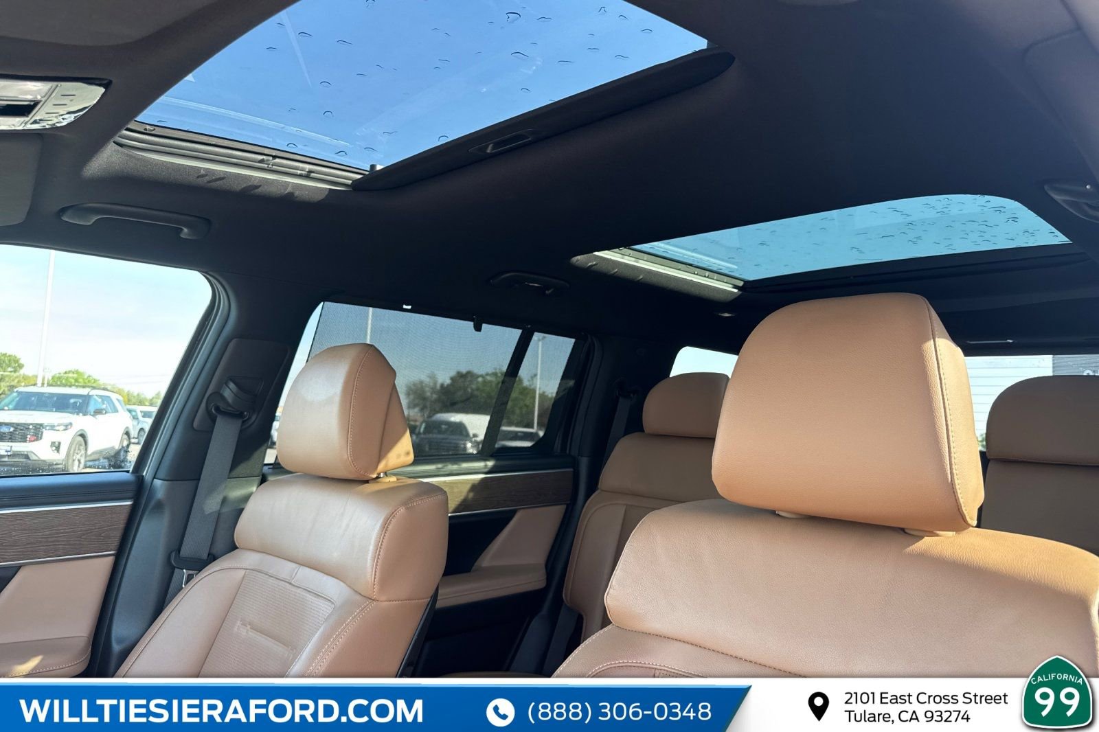 Used 2025 Hyundai Santa Fe Limited image 13