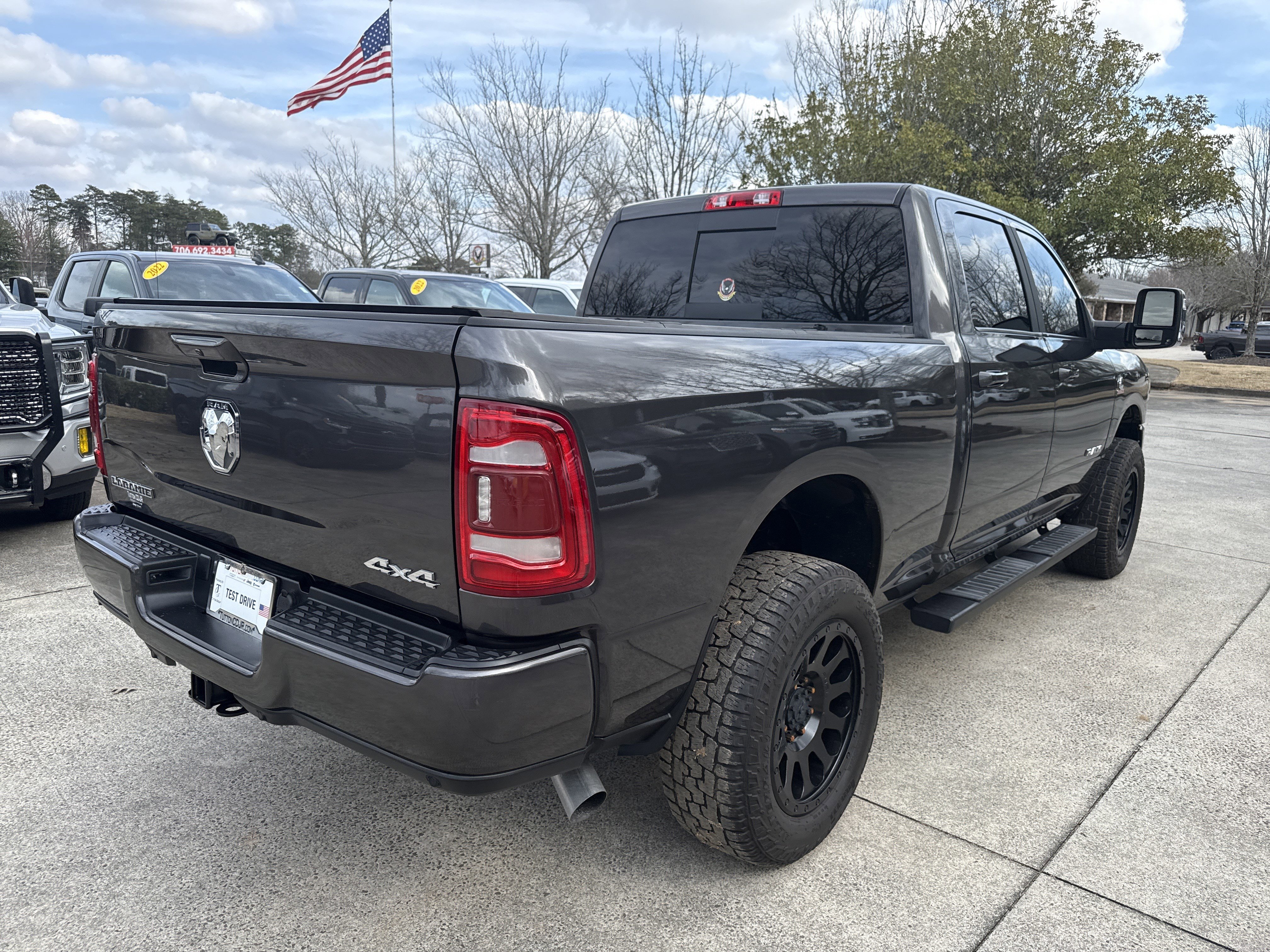 Used 2024 RAM 3500 Laramie w/ Bed Utility Group image 7