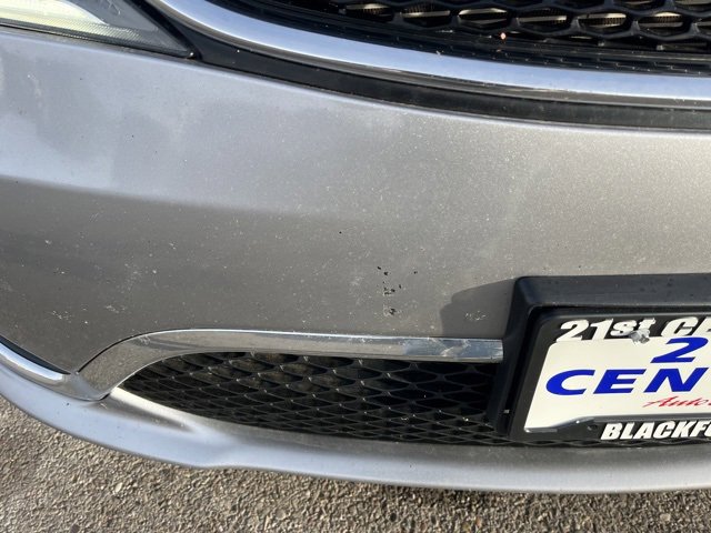 Used 2020 Chrysler Pacifica Limited image 2