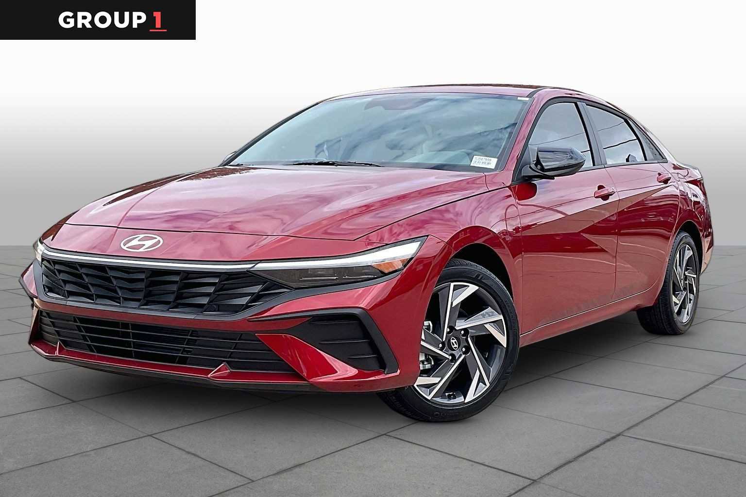 Certified 2025 Hyundai Elantra Sport image 1