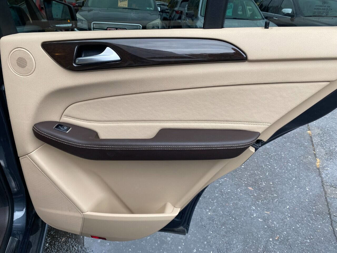 Used 2016 Mercedes-Benz GLE 350 4MATIC image 31