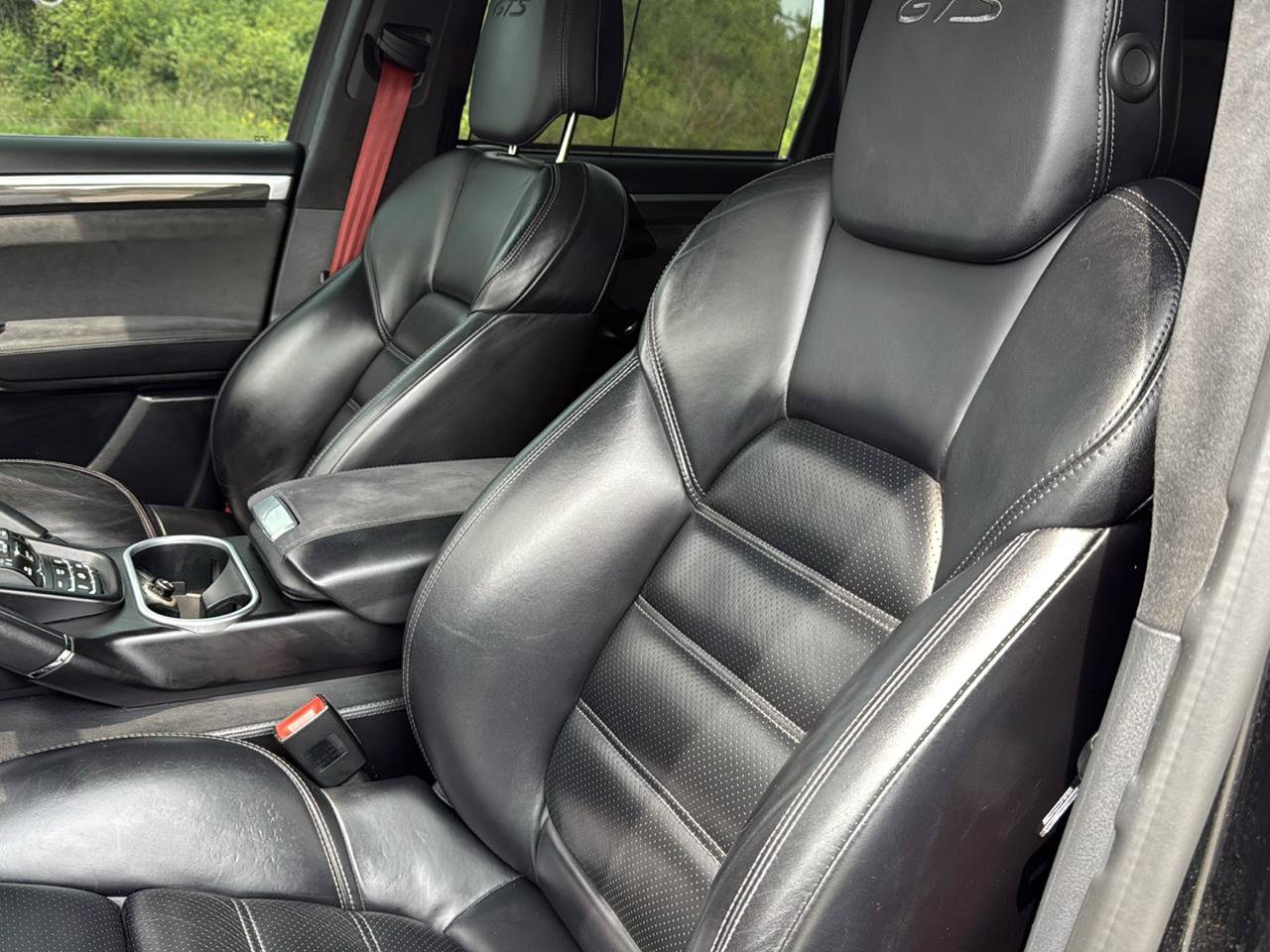 Used 2017 Porsche Cayenne GTS AWD/4WD image 16