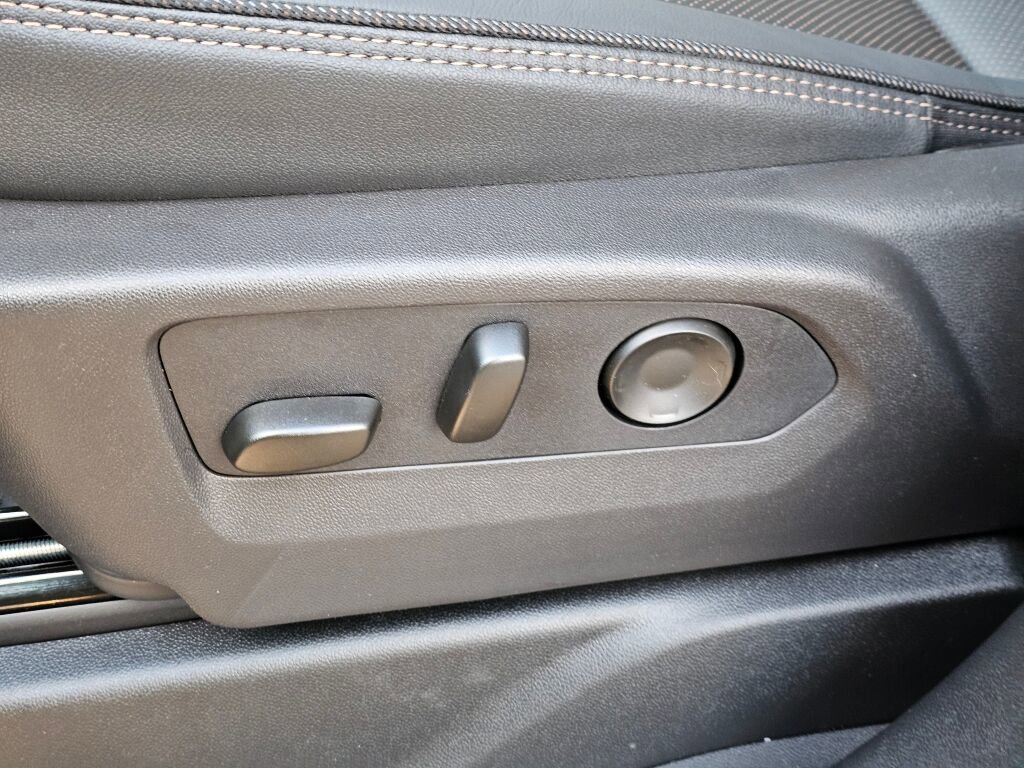 New 2026 Chevrolet Tahoe High Country w/ Sun And Tow Package image 36