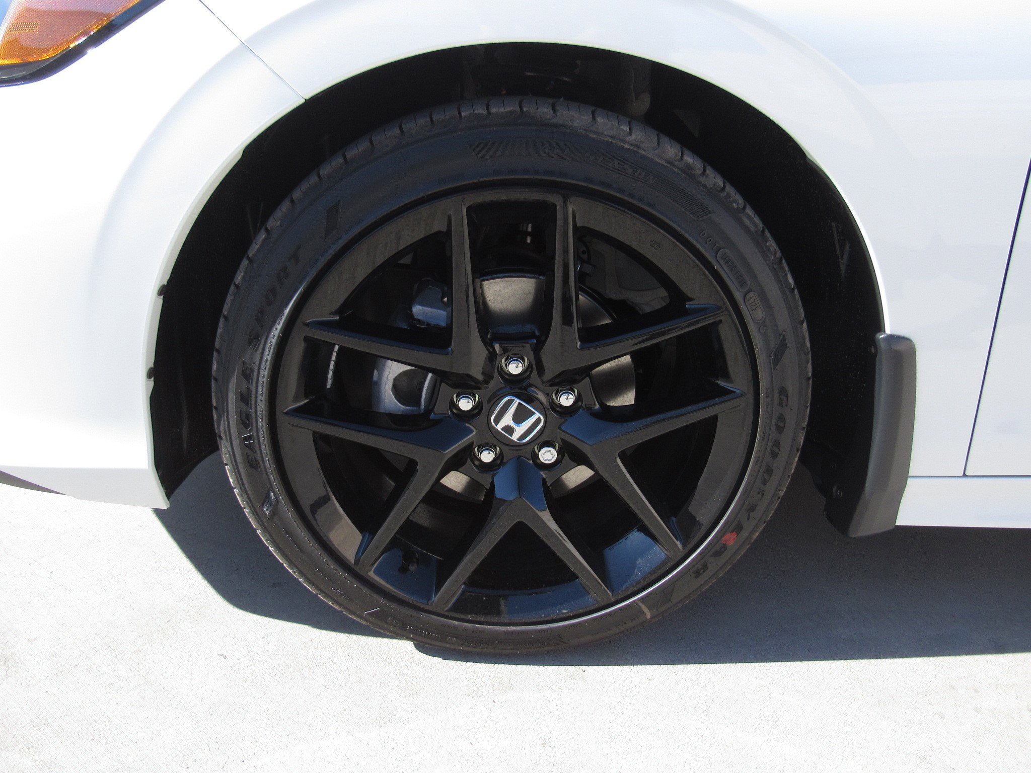 New 2026 Honda Civic Sport image 3