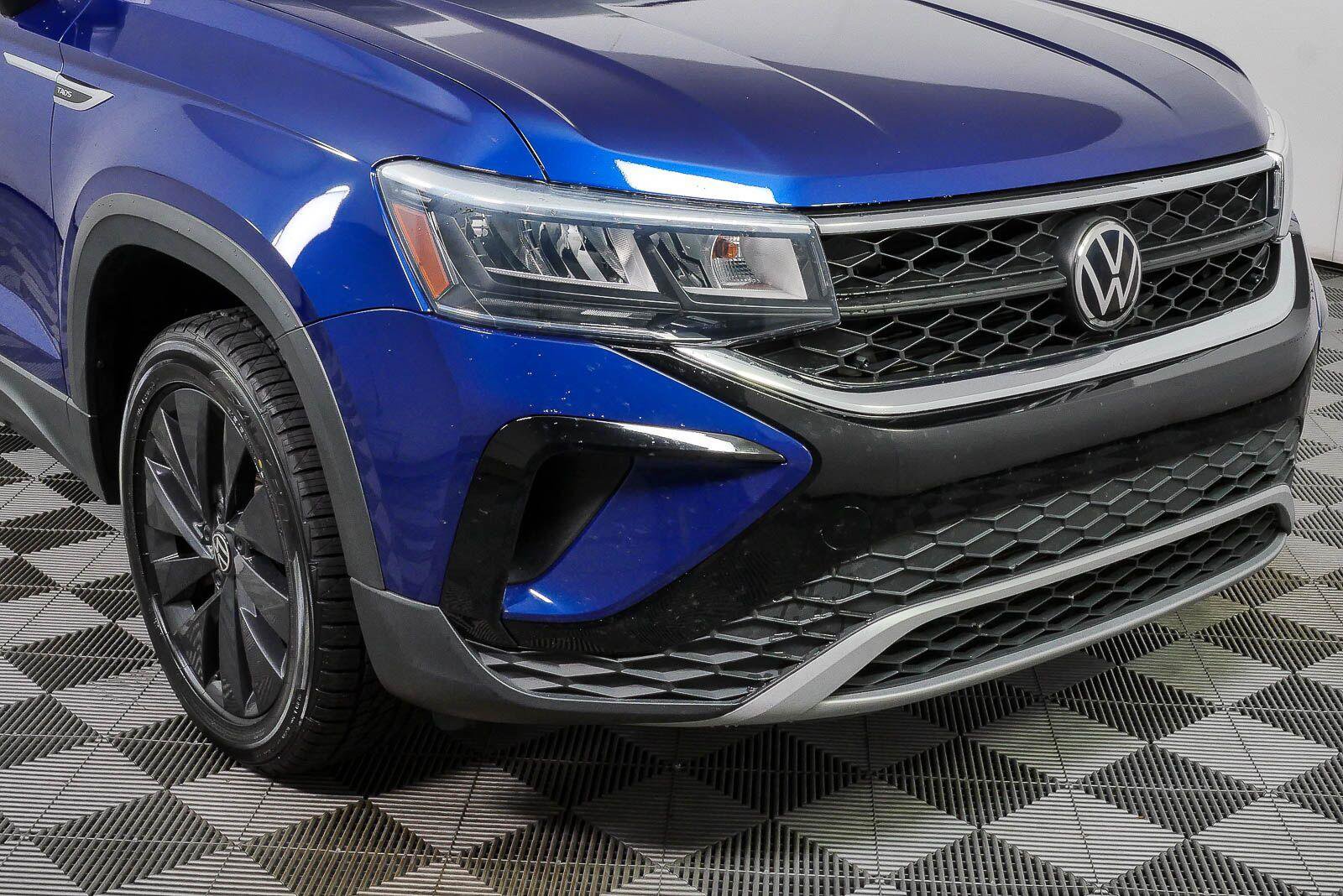 Certified 2023 Volkswagen Taos S FWD image 27