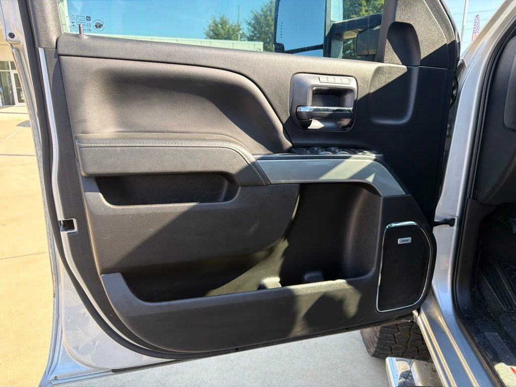 Used 2018 Chevrolet Silverado 2500 LTZ w/ Duramax Plus Package AWD/4WD image 27