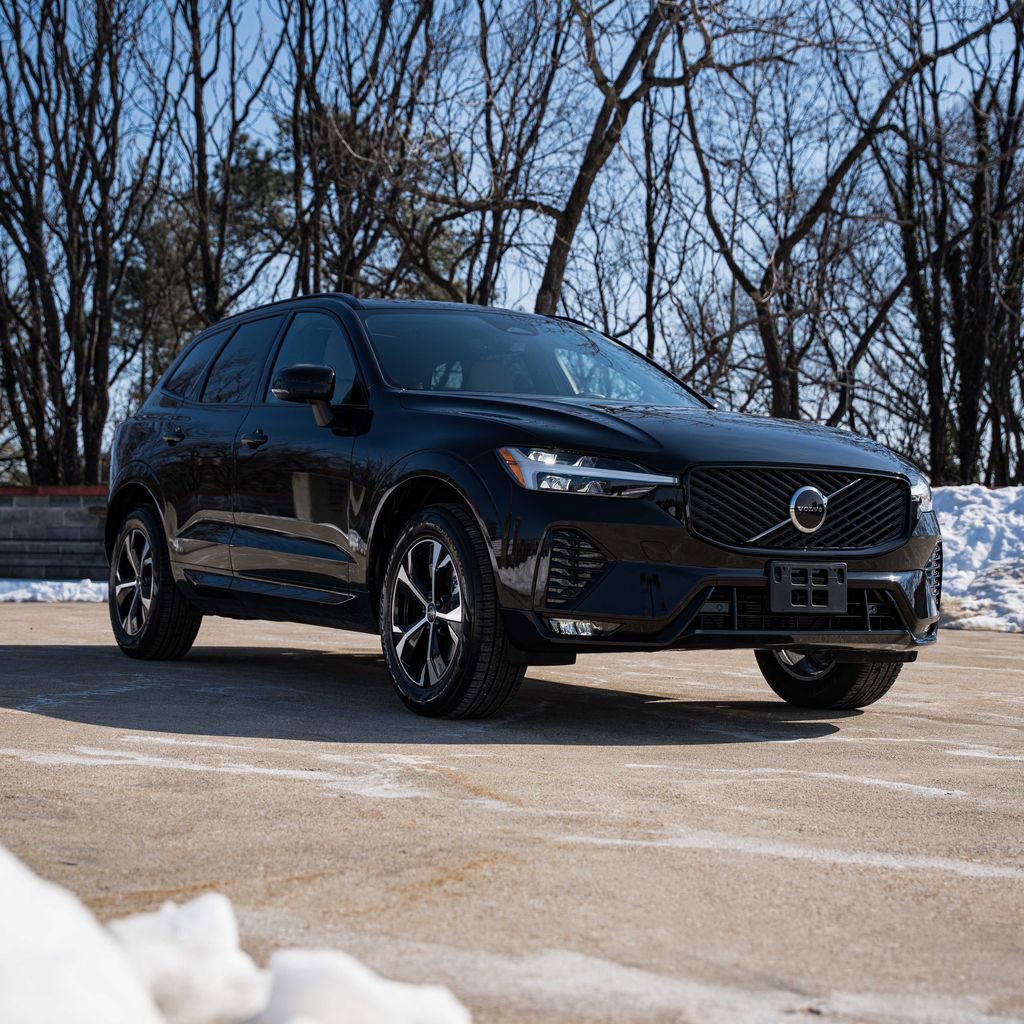 Certified 2026 Volvo XC60 B5 Core image 7