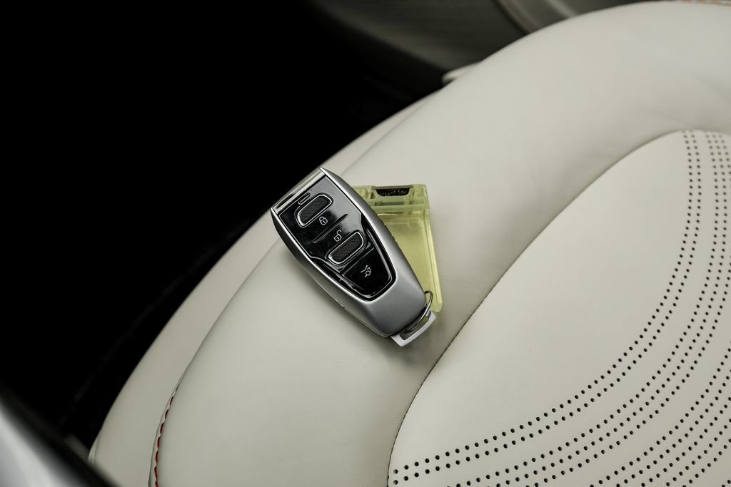 Used 2023 Aston Martin DBX 707 AWD/4WD image 64