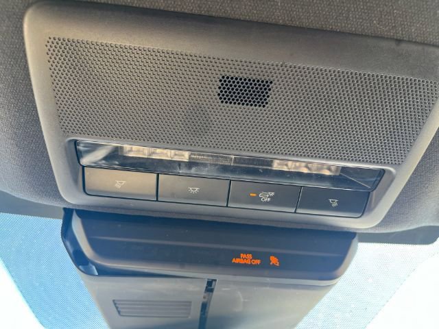 Used 2021 MAZDA MAZDA3 s image 24