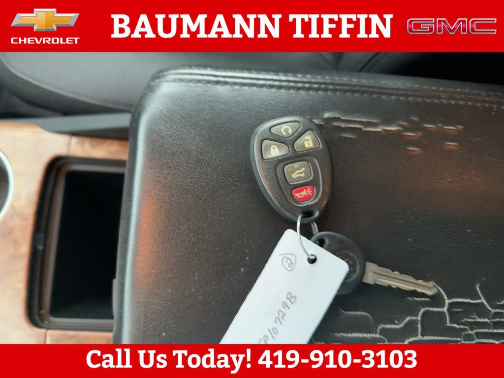 Used 2011 Buick Enclave CXL FWD image 23