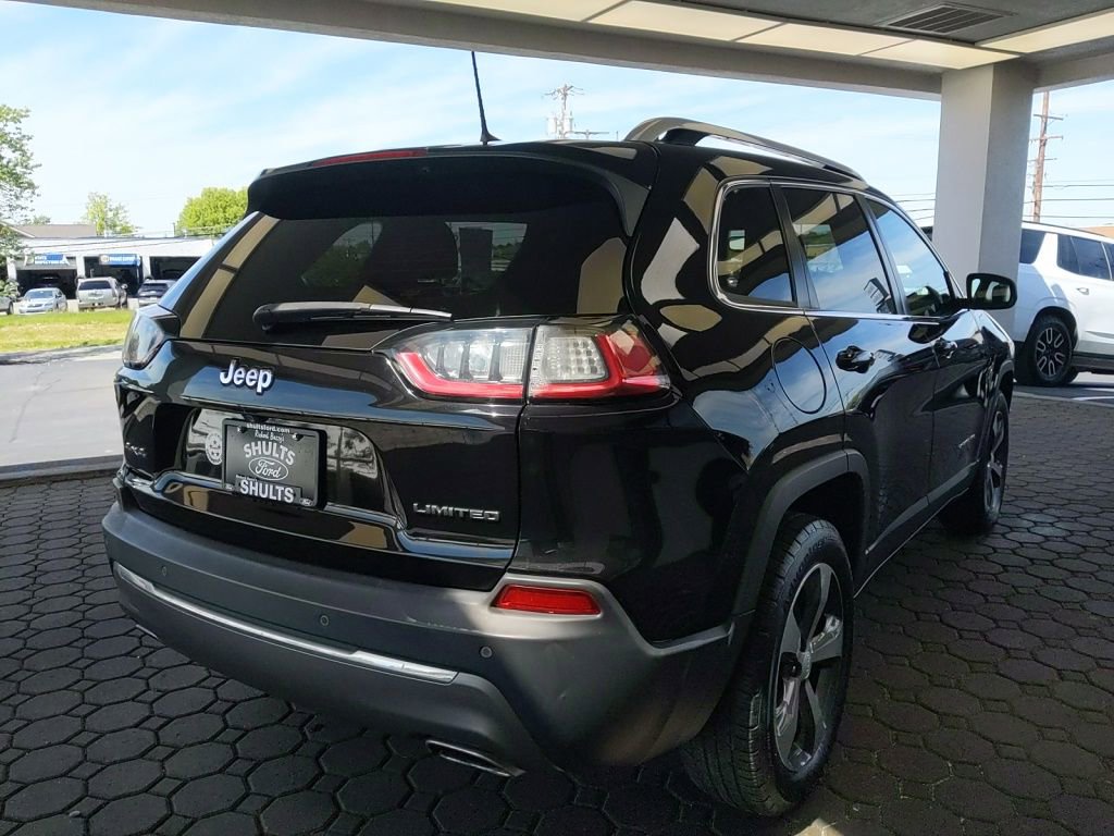 Used 2019 Jeep Cherokee Limited AWD/4WD image 6