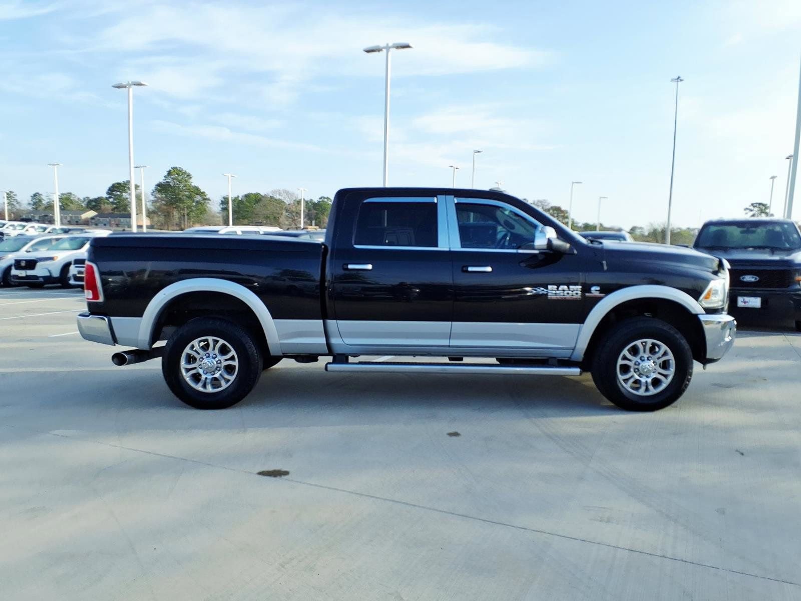 Used 2017 RAM 2500 Laramie image 4